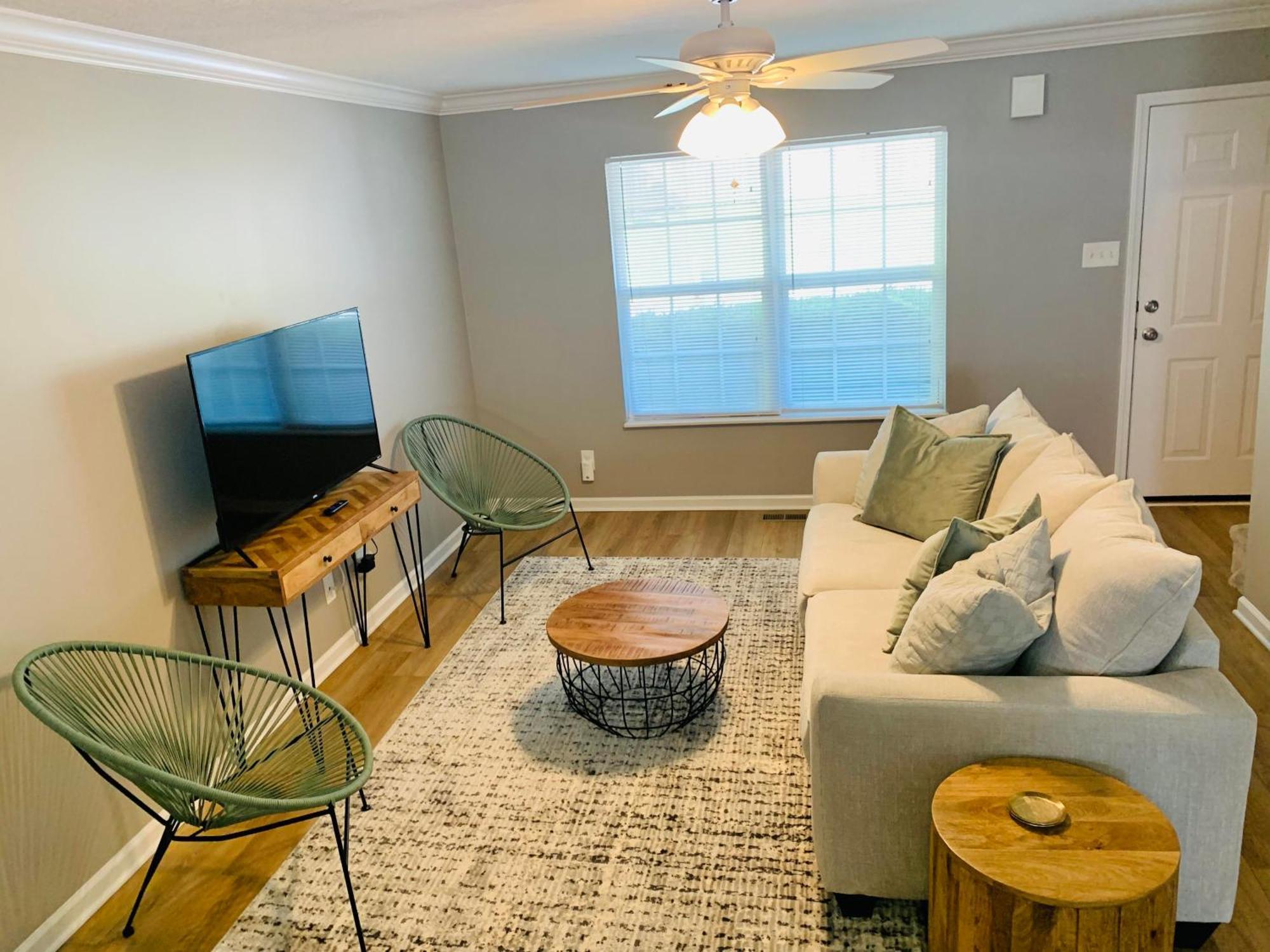 فيلا Sleek Retreat W/ Modern Vibes نوكسفيل المظهر الخارجي الصورة